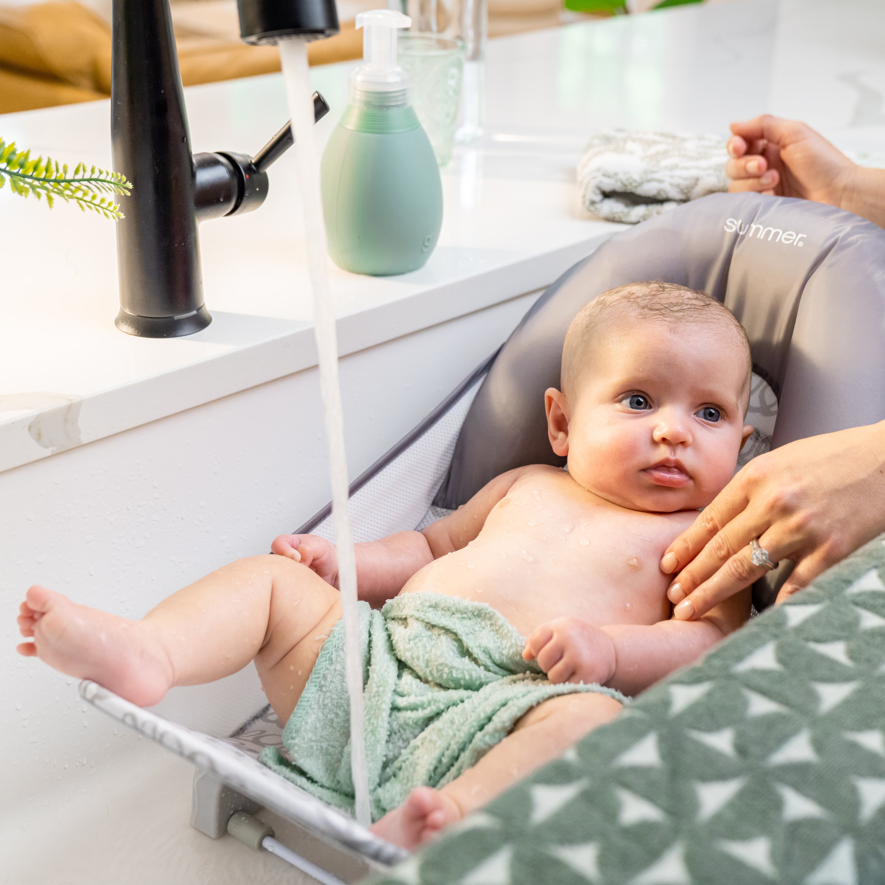 Foldaway 2-Position Bather