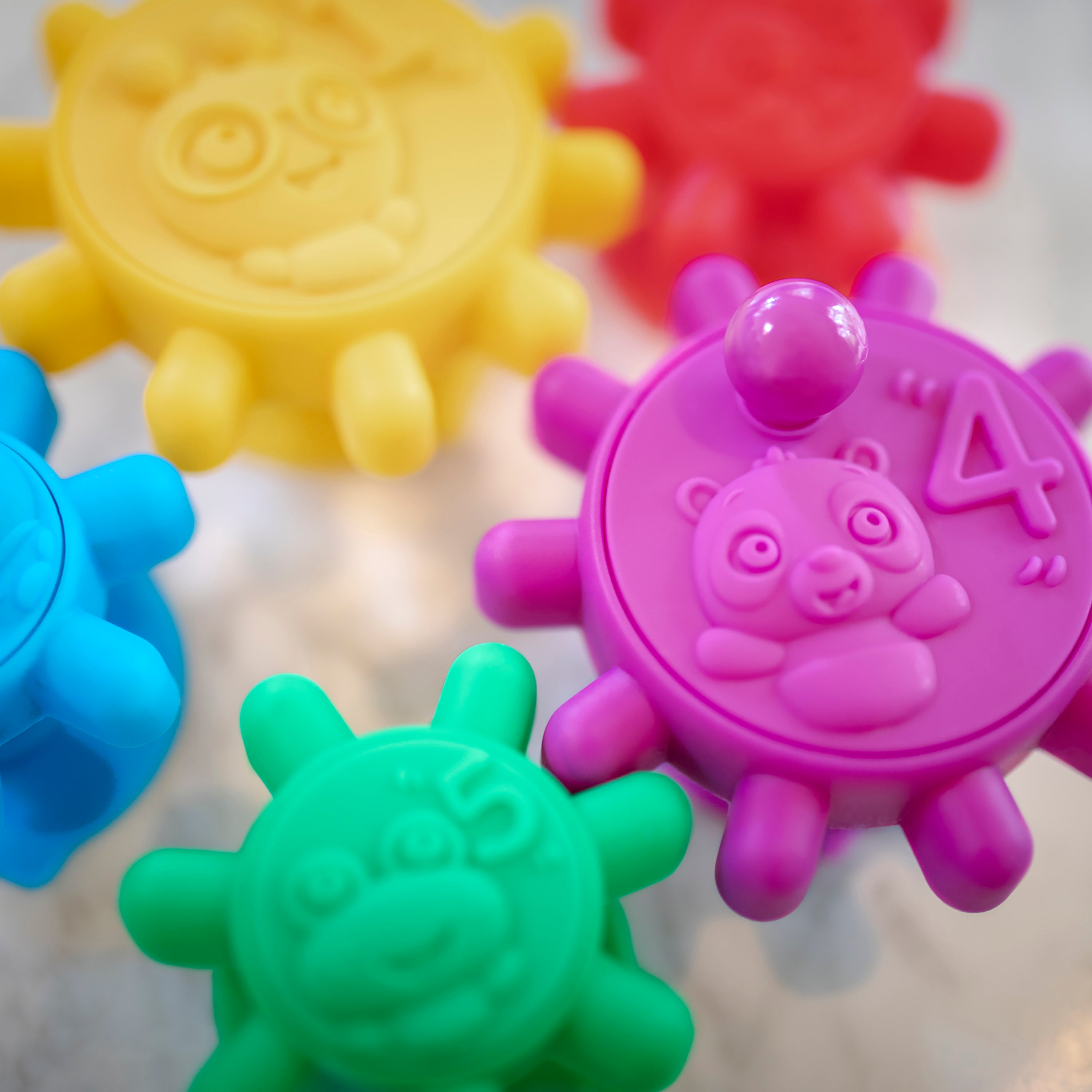 Baby Einstein Gears of Discovery 5-pc Suction Cup Sensory Toys for Bath & Travel