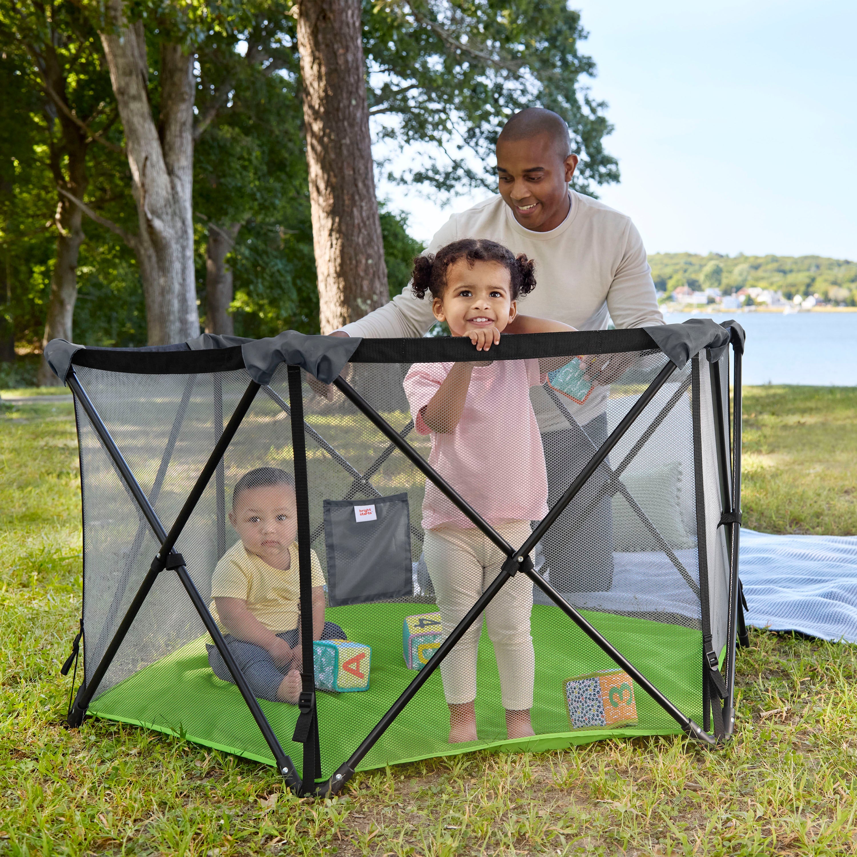 Pop n Play Portable Playard