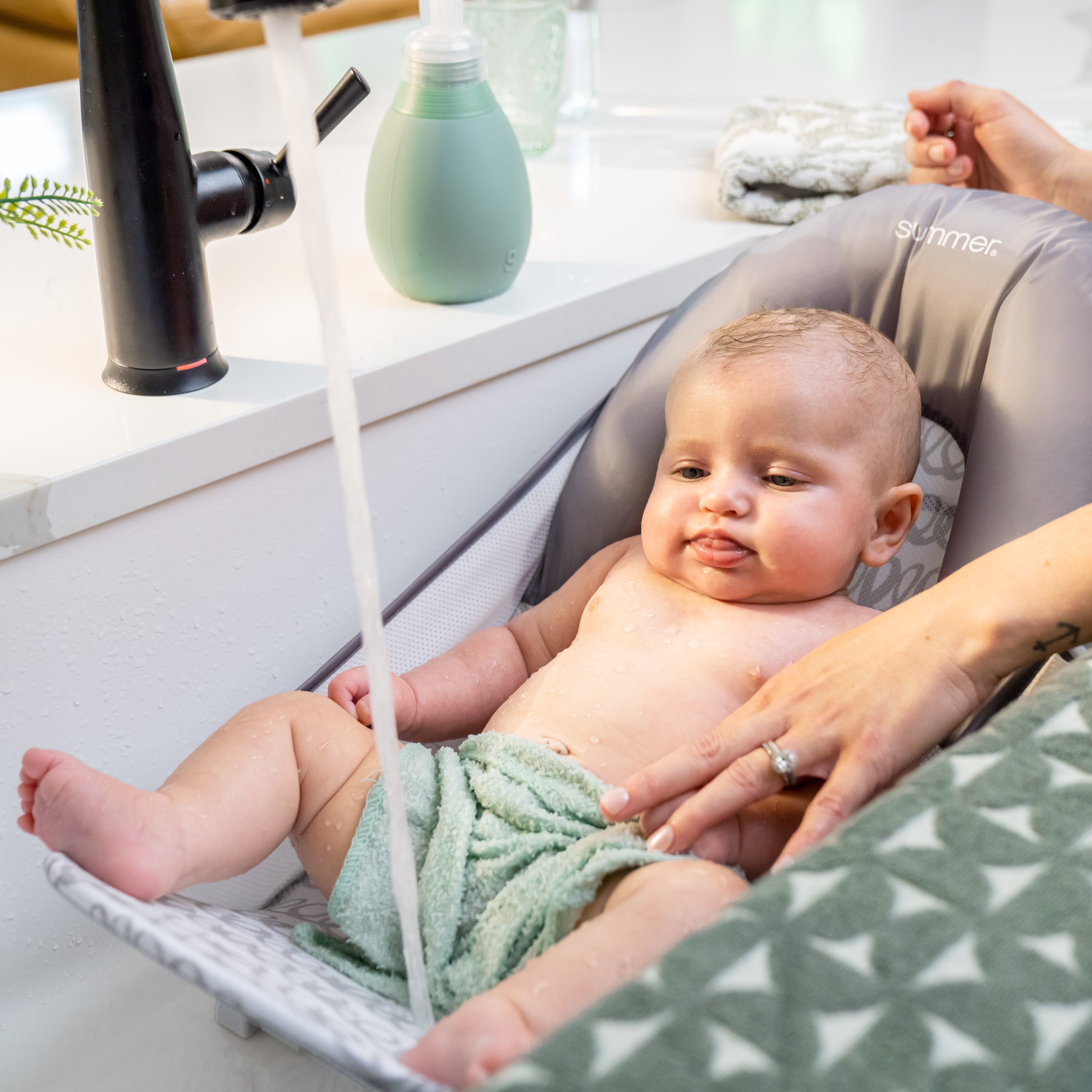 Foldaway 2-Position Bather