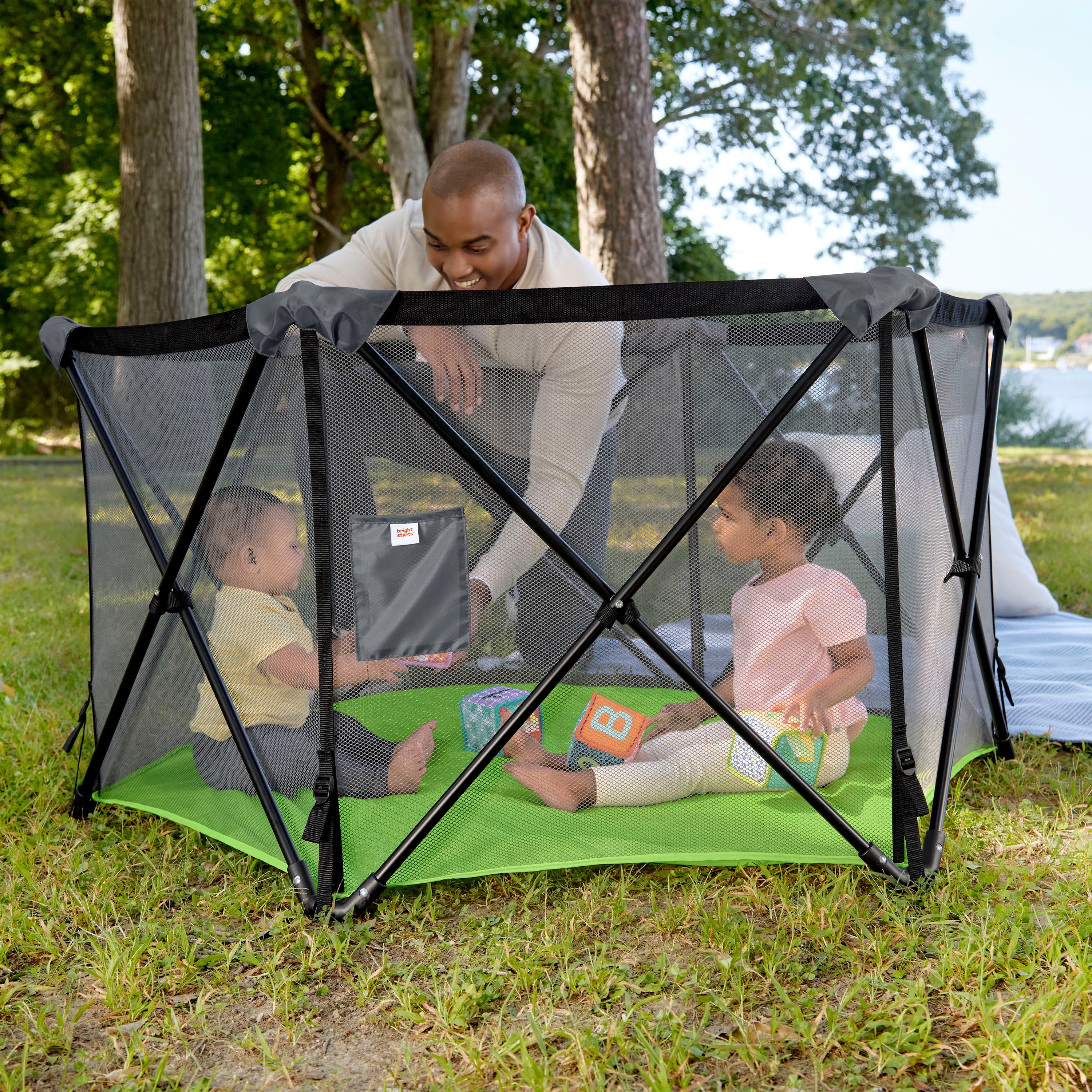 Pop n Play Portable Playard