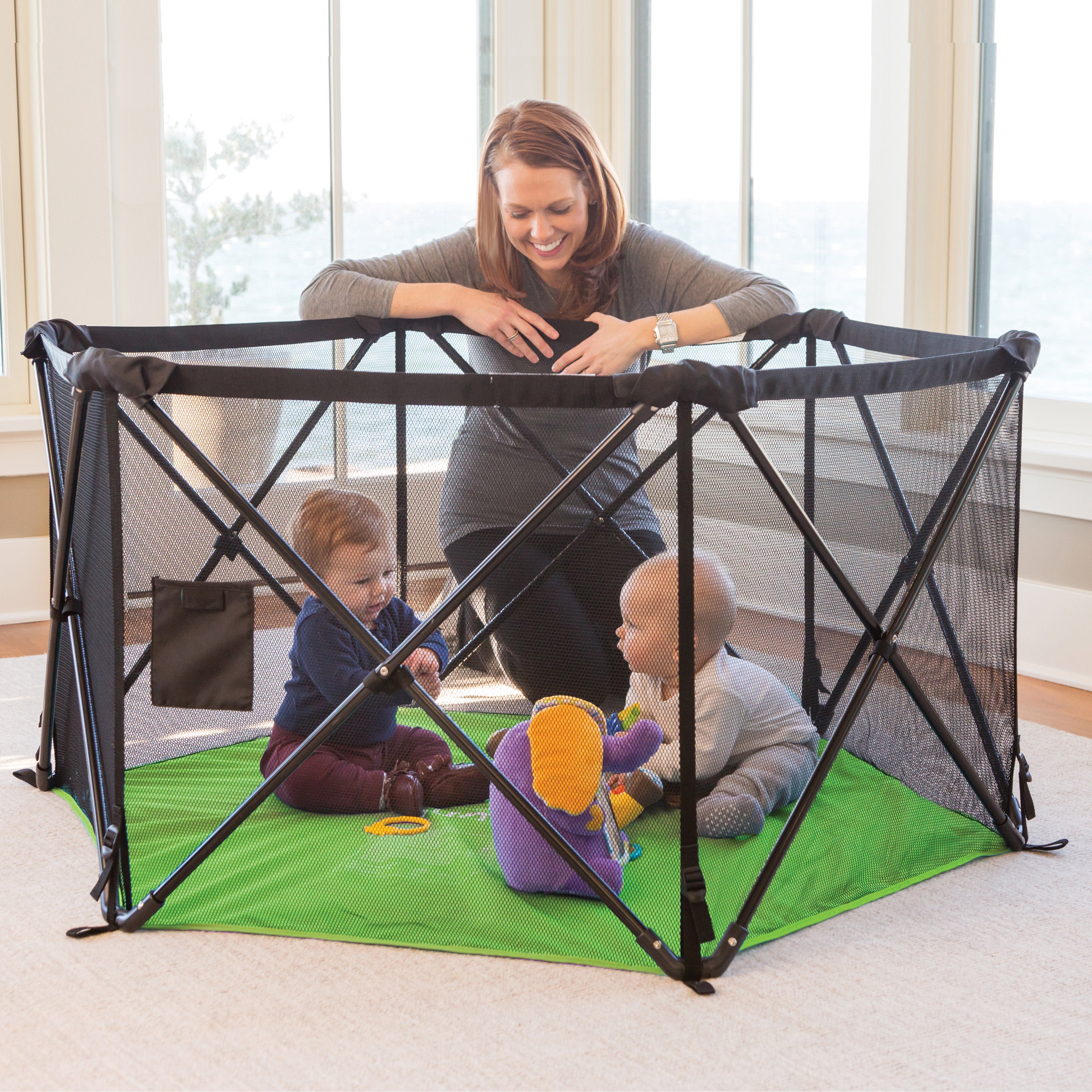 Pop n Play Portable Playard