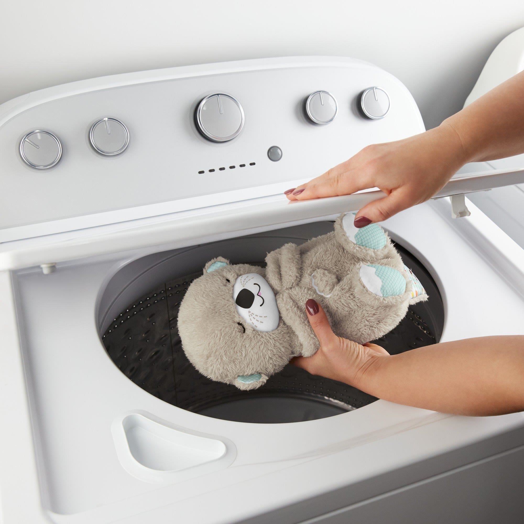 Ma Loutre Câlins Bonne Nuit de Fisher-Price®, Peluche Musicale Apaisante Pour Bébé