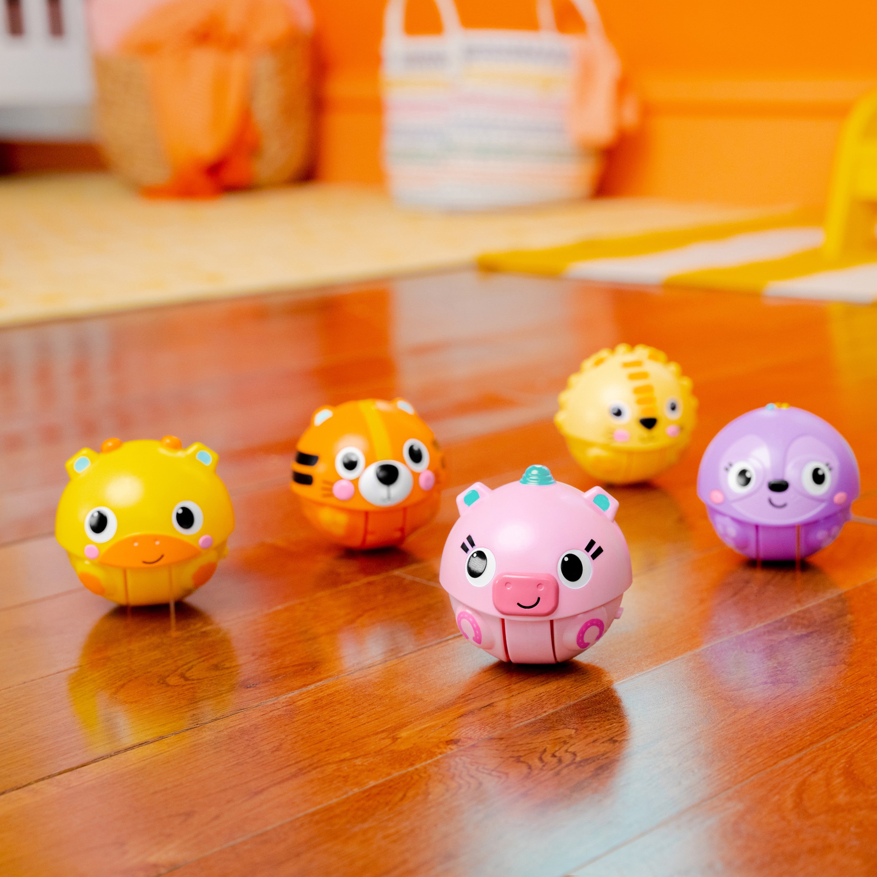 Giggables Roll & Chase Toy