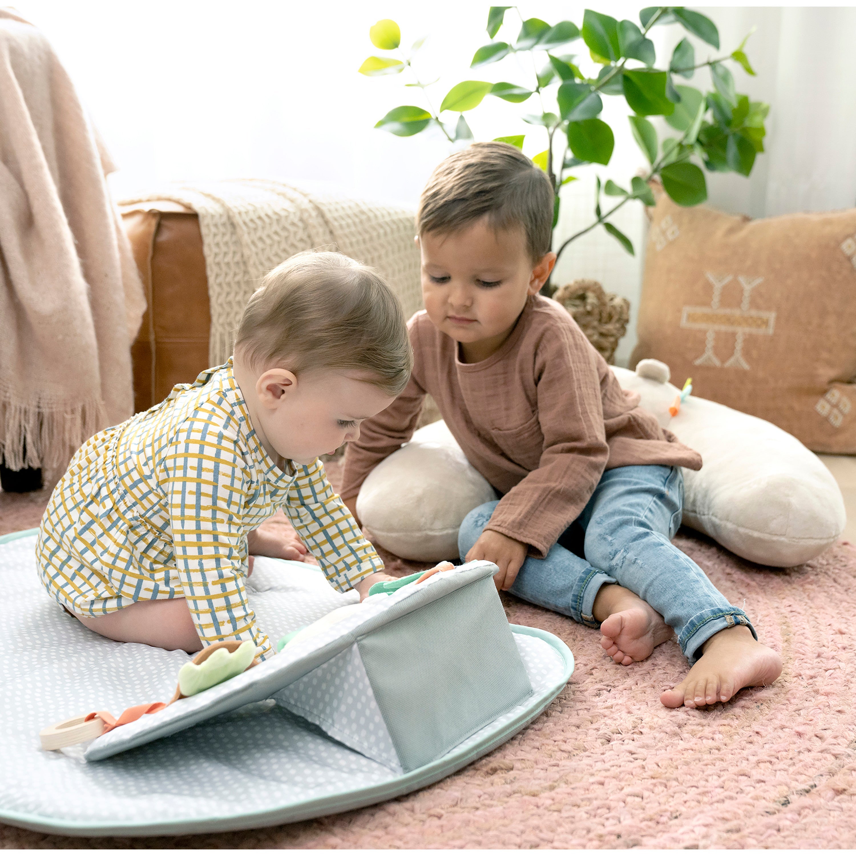 Ingenuity Cozy Prop 4-in-1 Sit Up & Prop Activity Mat - Nate