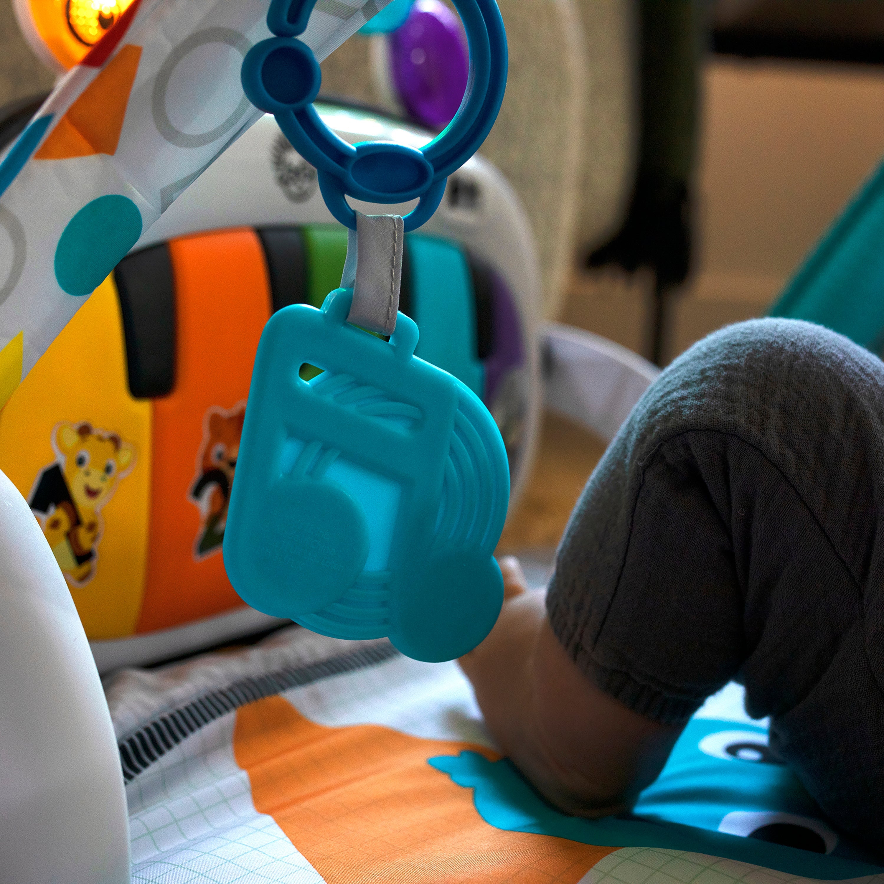 Baby Einstein 4-in-1 Kickin' Tunes Music and Language Discovery Play Gym